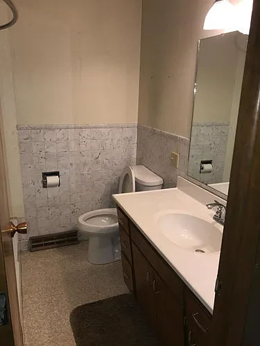 3811 Lakeview Ln Photo 1