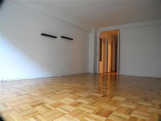 Rented by R New York | media 5