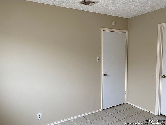 2nd image of 8459 Cranberry Hl APT 2