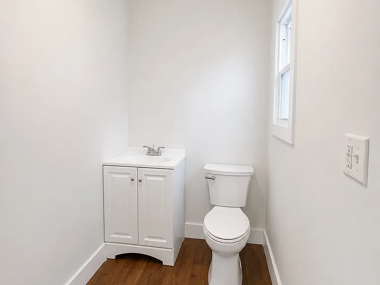1207 Central Ave #1 — Photo 5