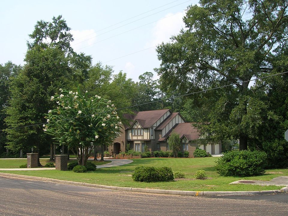 1.25 +- acre corner
