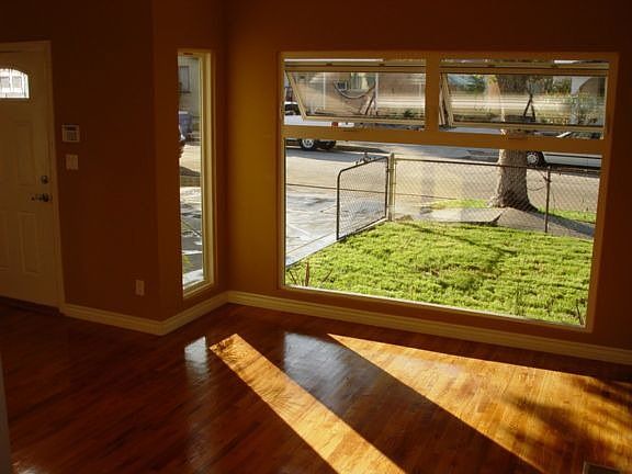 Living Room w/Picture Window