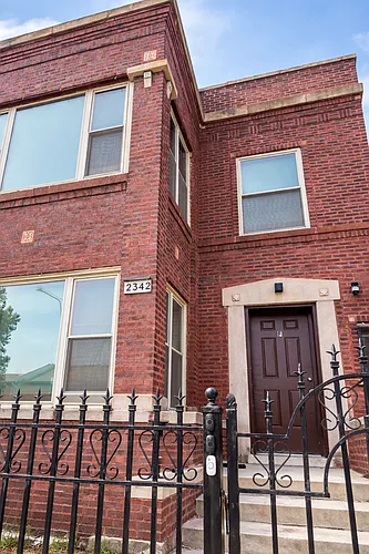 2342 W Jackson Blvd #1R Photo 1