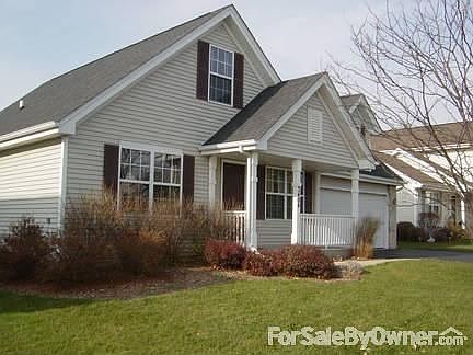 1st image of 3404 E Summerfield Dr