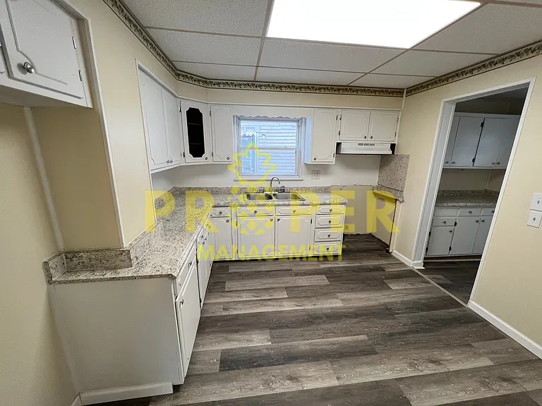 942 Harvard Blvd — Photo 5