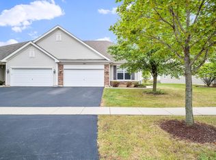 8209 Tremont Ln, Joliet, IL 60431