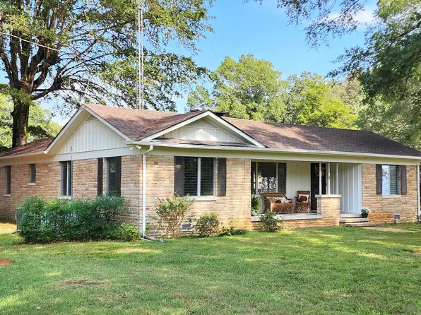 327 Bolivar Hwy, Jackson, TN 38301