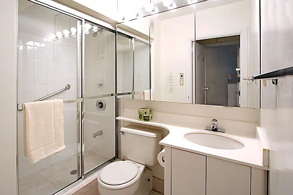 Rented by City Connections Realty | media 3