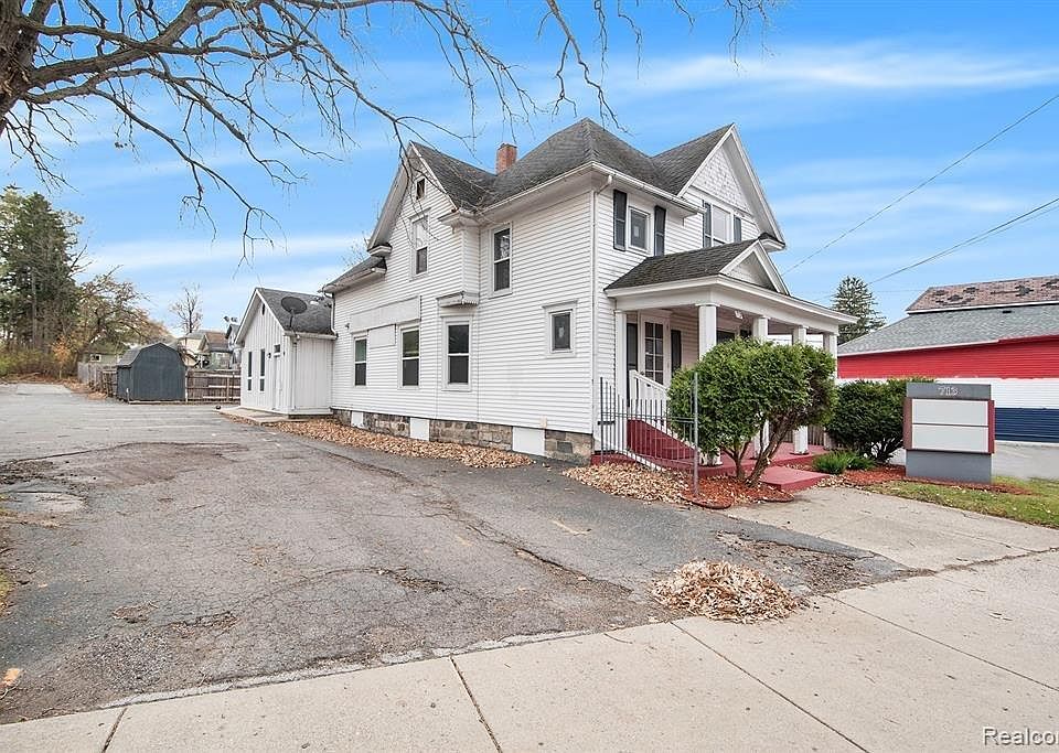 2nd image of 713 Wildwood Ave