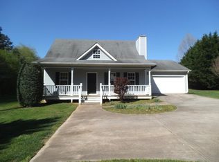 1095 Blacksnake Rd, Mount Airy, GA 30563