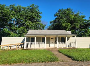 110 N Vann St, Pryor, OK 74361