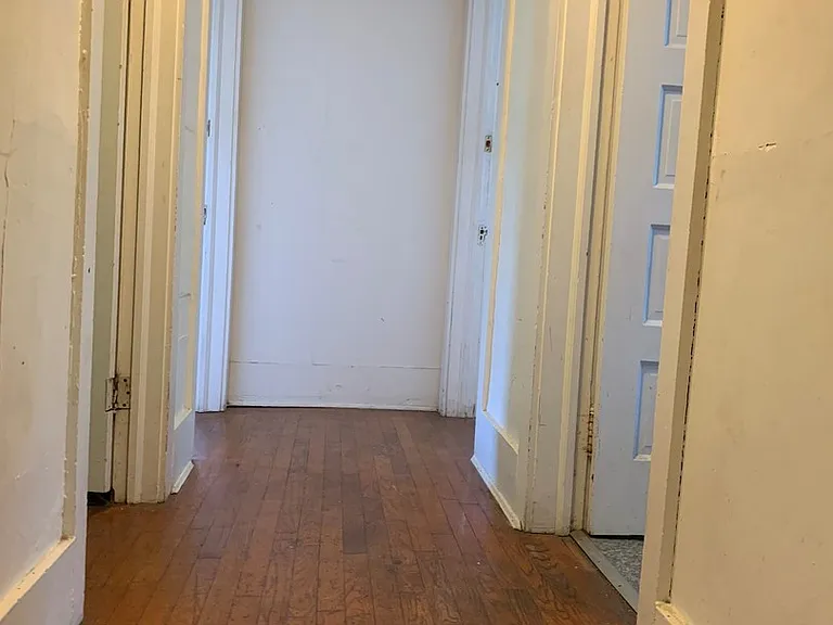918 Danby Rd — Photo 8