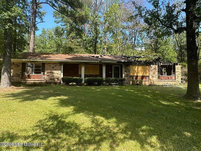 1st image of 5506 Concord Dr NE