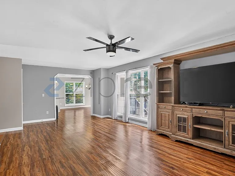 19 Savannah Pl — Photo 17