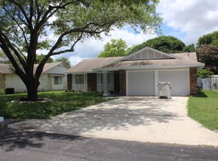 5811 Cliff Path, San Antonio, TX 78250