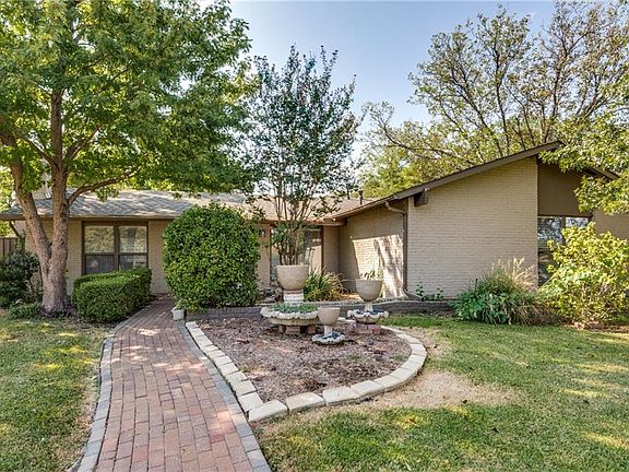 2nd image of 12412 High Meadow Dr
