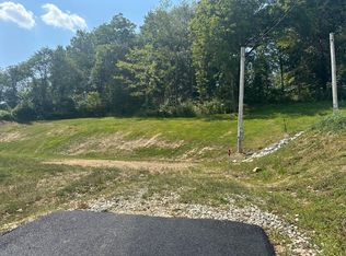 62 Bluestone Lot Dr, East Bernstadt, KY 40729