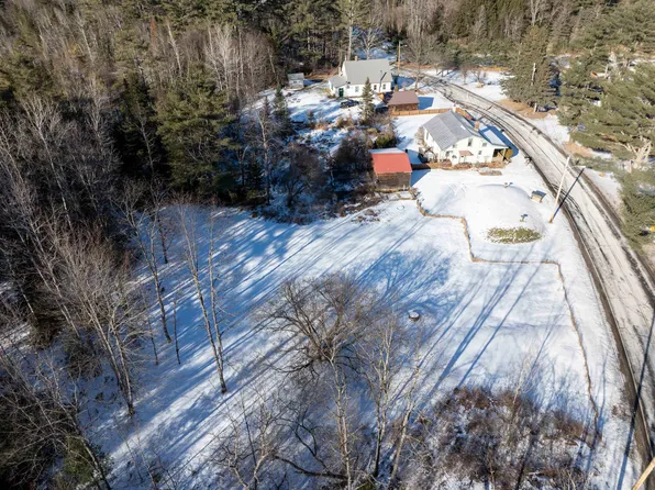 498 Wild Ammonoosuc Road, Bath, NH 03740