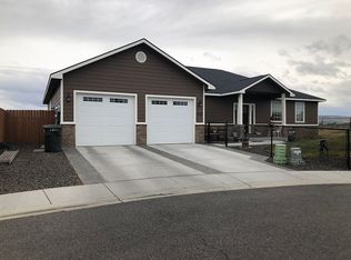 1217 Katy Ct, Grandview, WA 98930