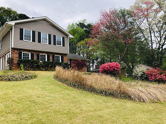 3rd image of 424 Cana Of Galilee Ct