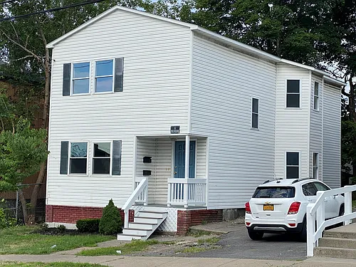 205 Columbus Ave #22 Photo 1