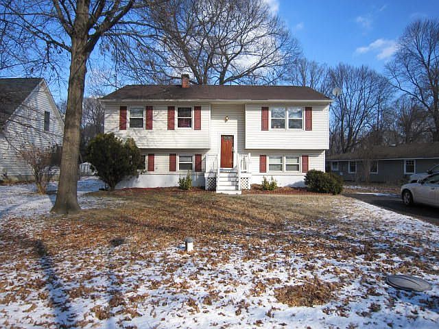 1st image of 1049 Tudor Dr
