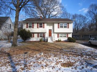 1049 Tudor Dr, Crownsville, MD 21032