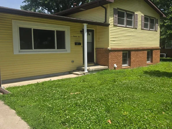 26 Kirkwood St, Chatham, IL 62629