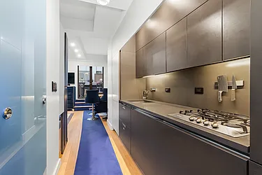 20 Pine Street, #1911