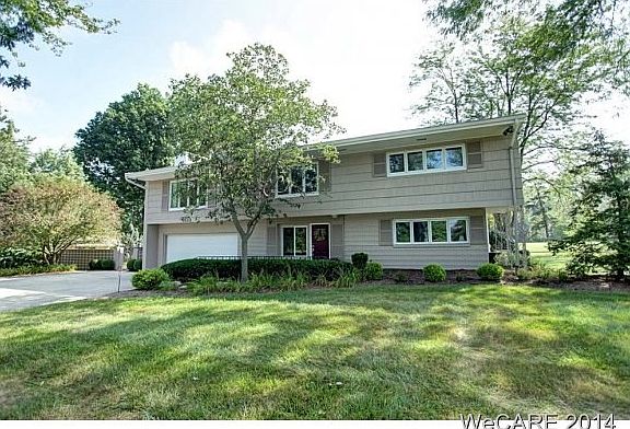 3rd image of 1533 Fairway View Dr