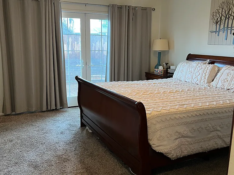 272 Walnut St — Photo 11