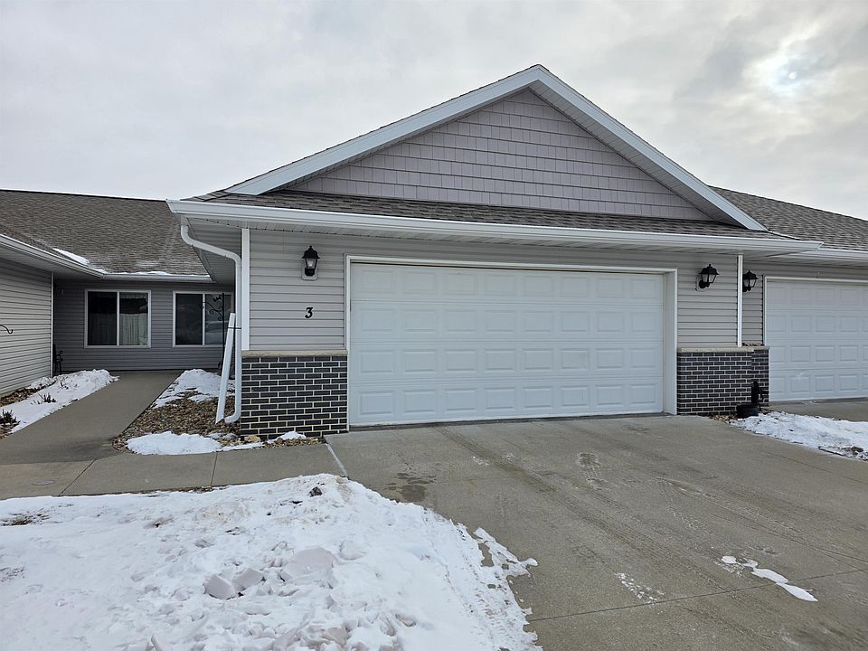 1st image of 4010 Legacy Ln Unit 3