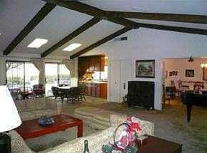 3rd image of 6121 Pinehurst Dr