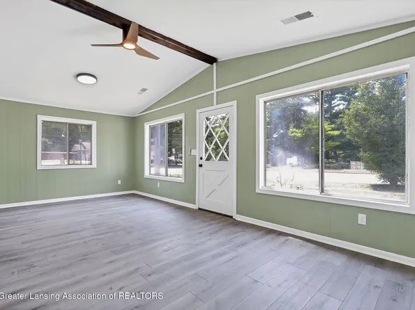 2808 Turner St, Lansing, MI 48906