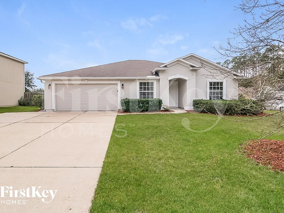 2878 Woodstone Dr