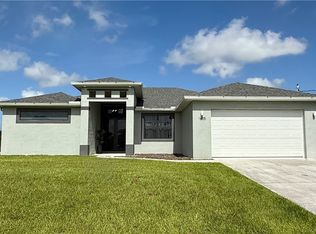 1605 Jefferson Ave, Lehigh Acres, FL 33972