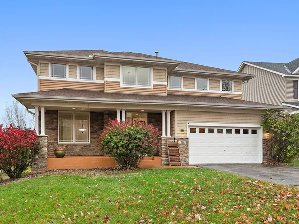 15403 Plumstone Dr, Eden Prairie, MN 55347