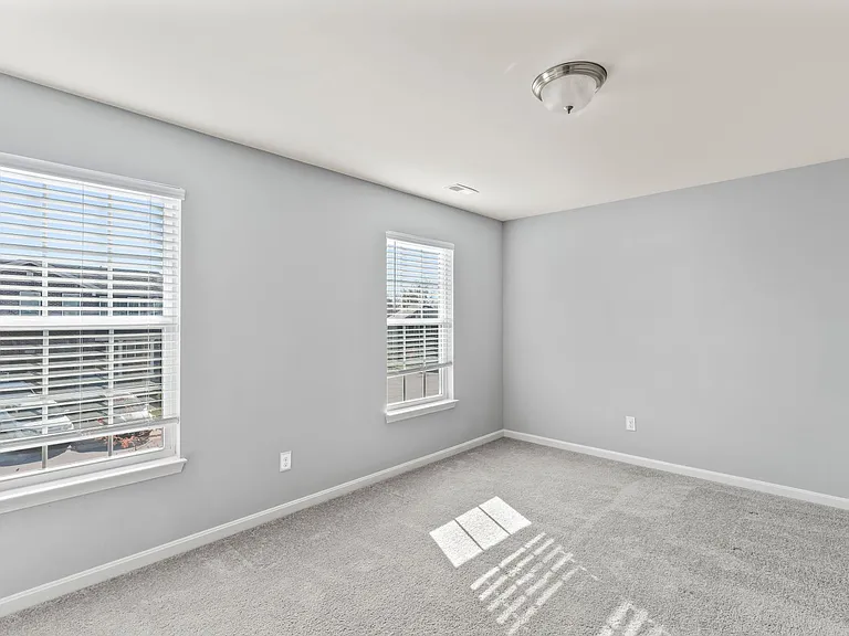 7909 Cascade Falls Cv — Photo 31
