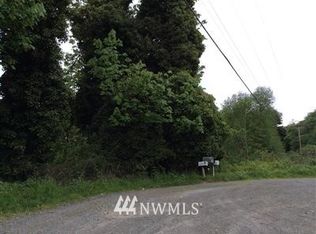 14 Glen Acres Rd SW, Vashon, WA 98070