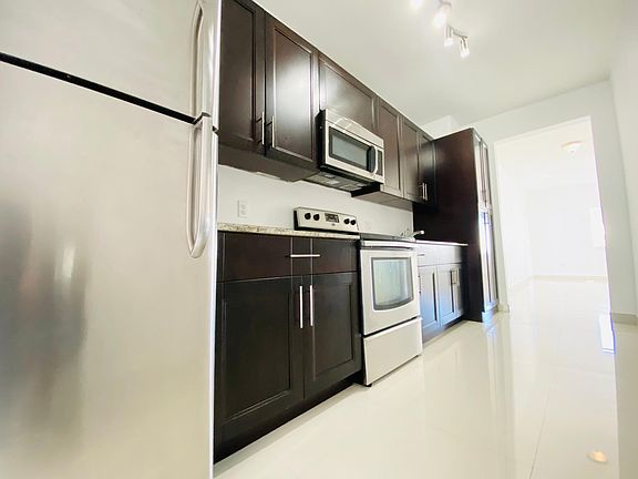 4th image of 542 74th St #16