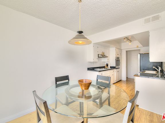 3rd image of 11656 Montana Ave APT 115
