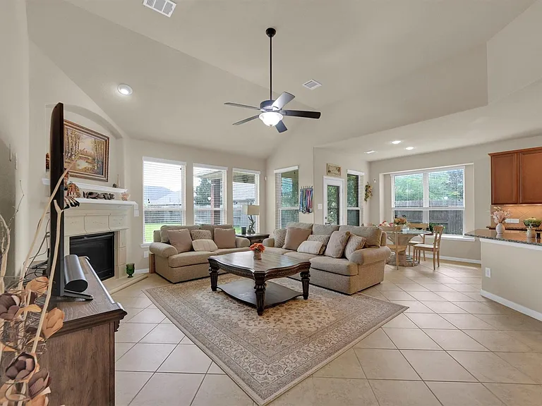 18735 Waketon Dr — Photo 8