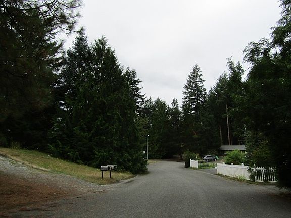 4th image of 9324 Meridian Ct SE