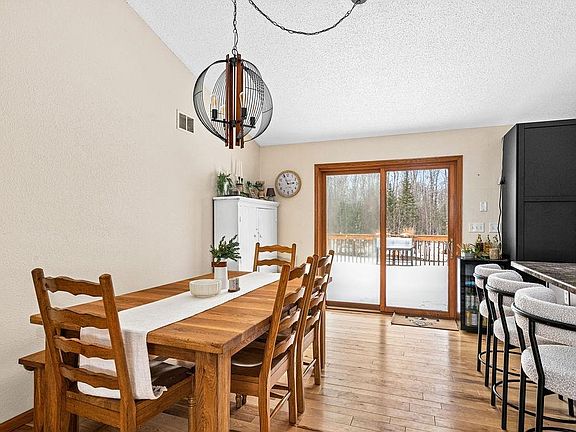 4th image of 2783 Lauren Rd