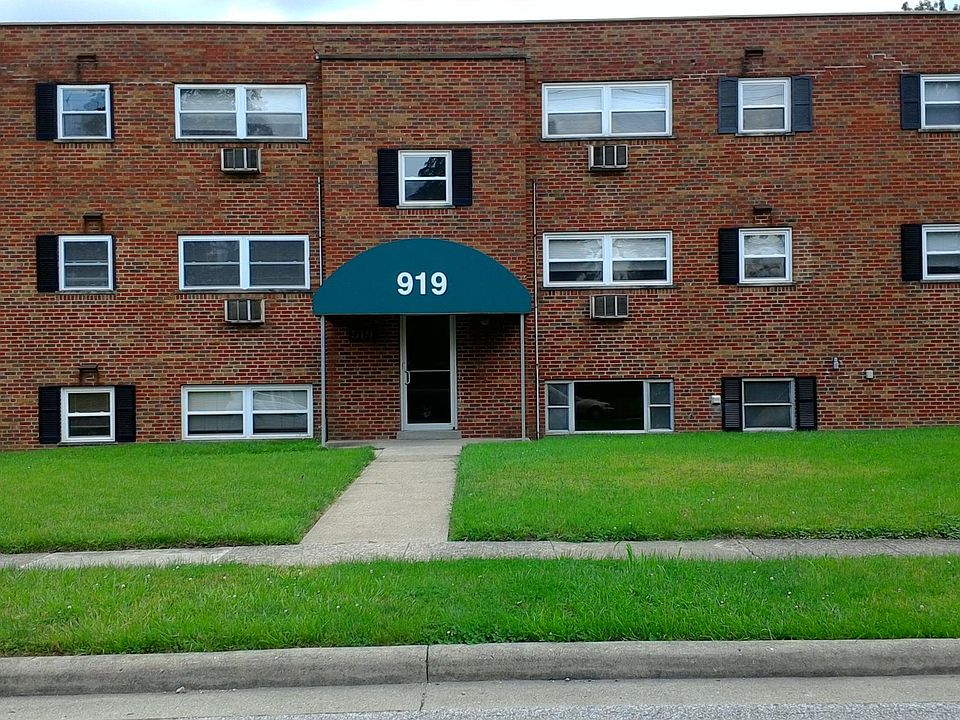 1st image of 923 Mohawk Trl