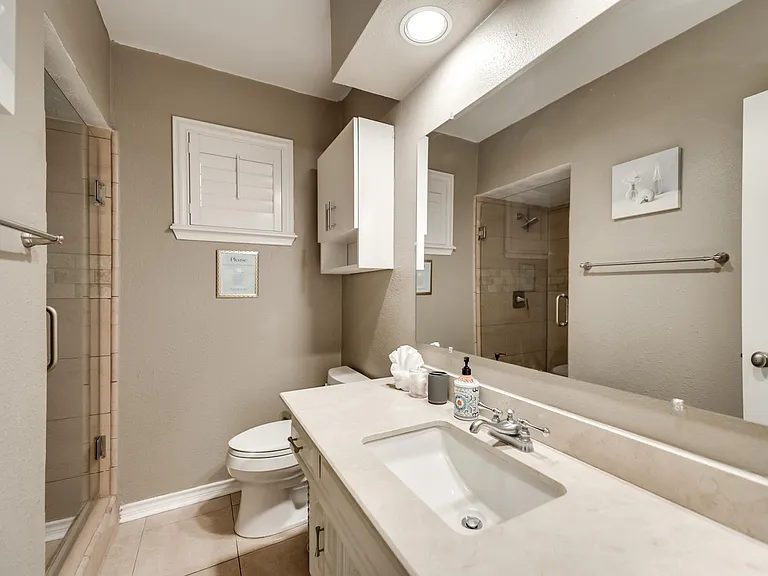 16095 Longvista Dr — Photo 24
