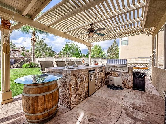 4th image of 21623 Applegate Ct