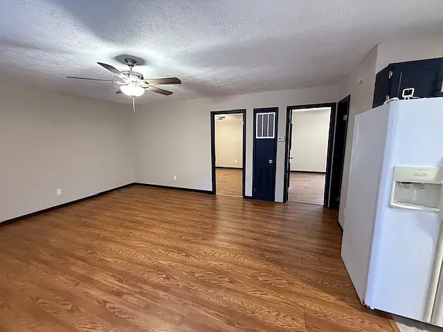 572 Meadow St #12 — Photo 6