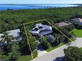 958 Sand Castle Rd, Sanibel, FL 33957