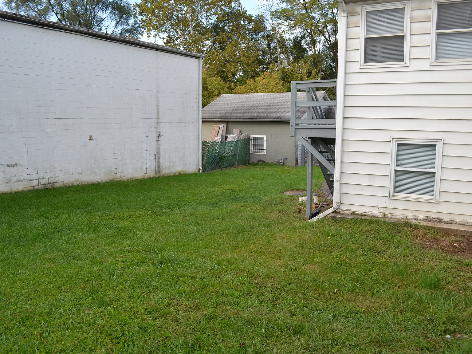 2 bed, 1500 sqft, $1,400 — Photo 3